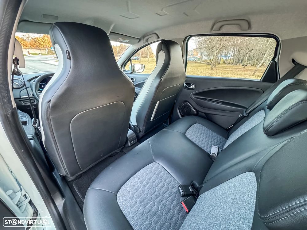 Renault Zoe (c/ Bateria) EV50 135hp Evolution - 23