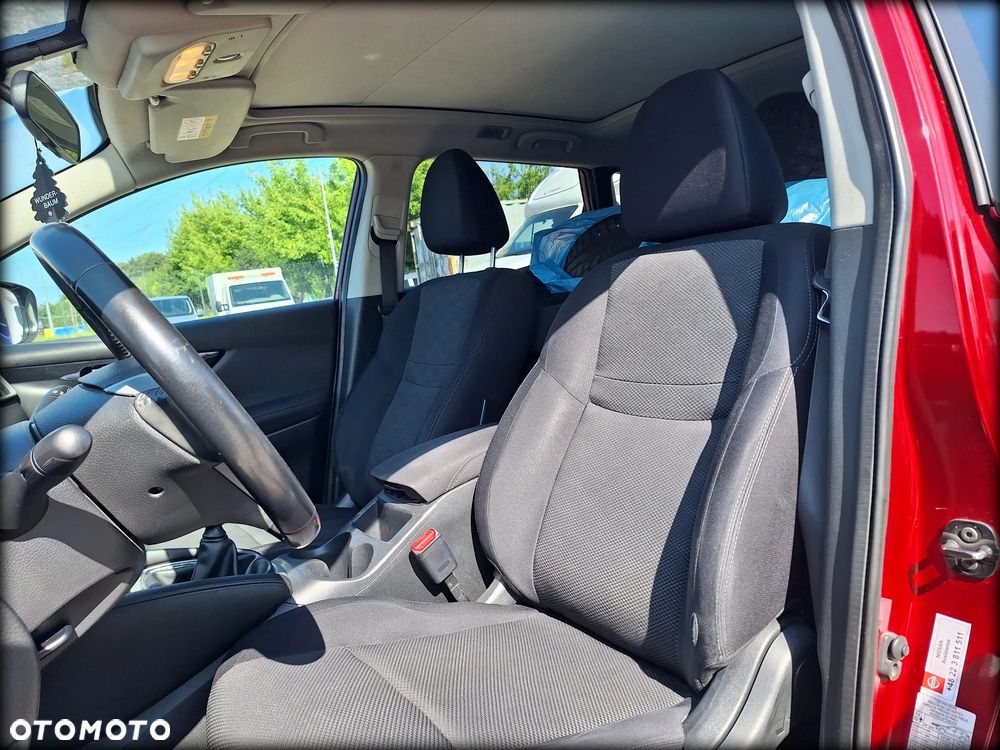Nissan Qashqai 1.6 DCi 4x4 Tekna - 10