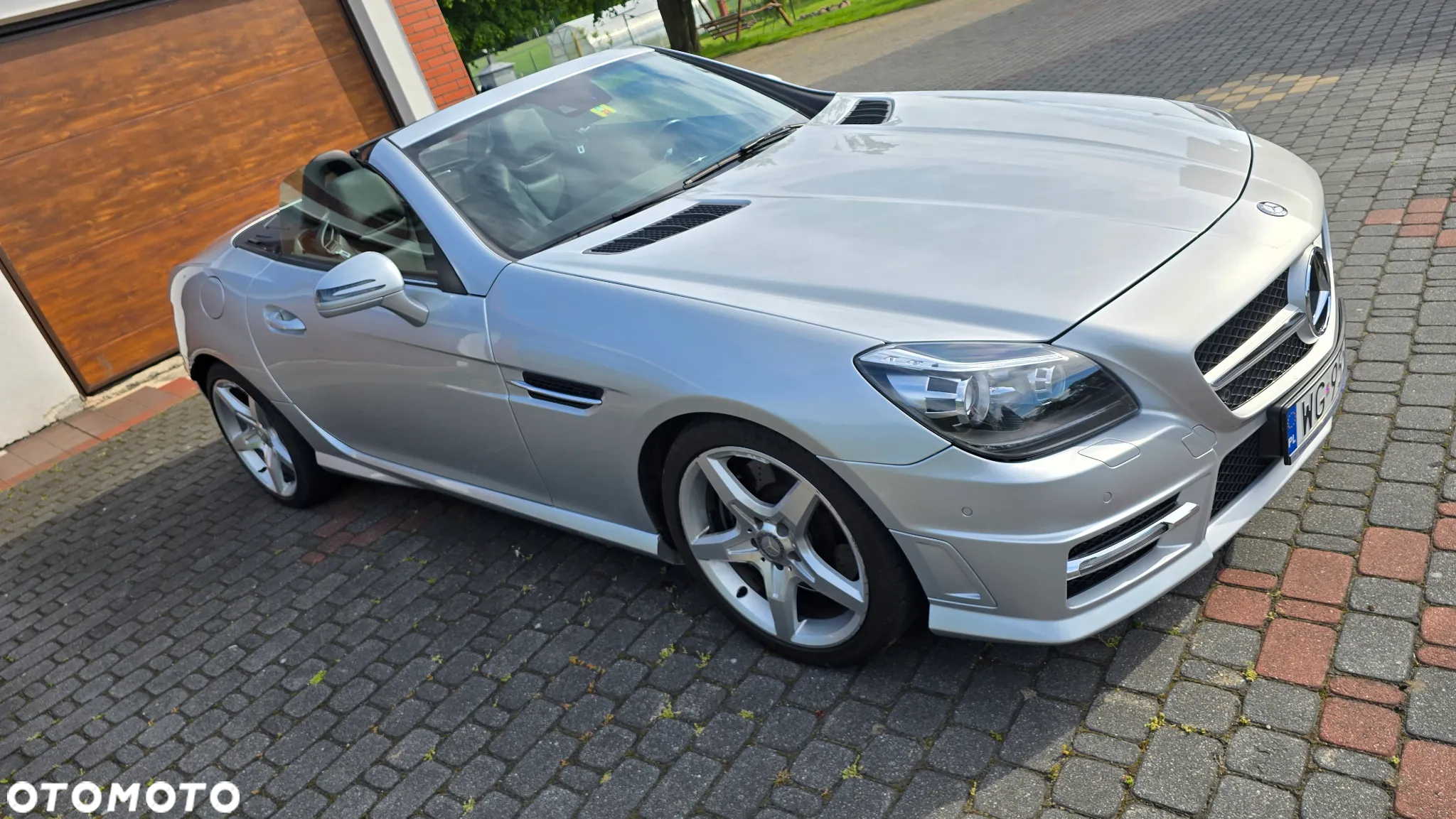 Mercedes-Benz SLK 200 (BlueEFFICIENCY) 7G-TRONIC - 36
