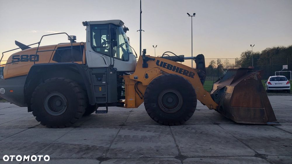 Liebherr L580 - 5