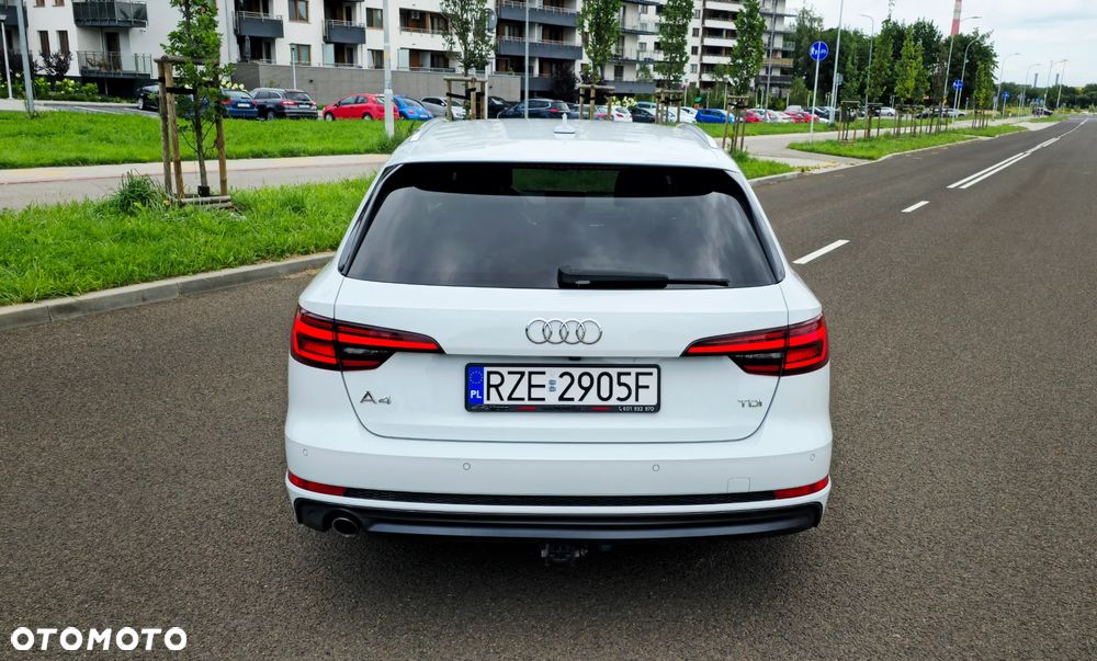 Audi A4 Avant 2.0 TDI Sport - 10