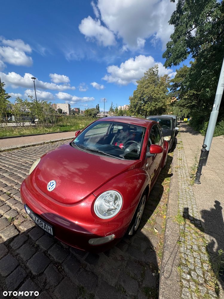 Volkswagen New Beetle - 2