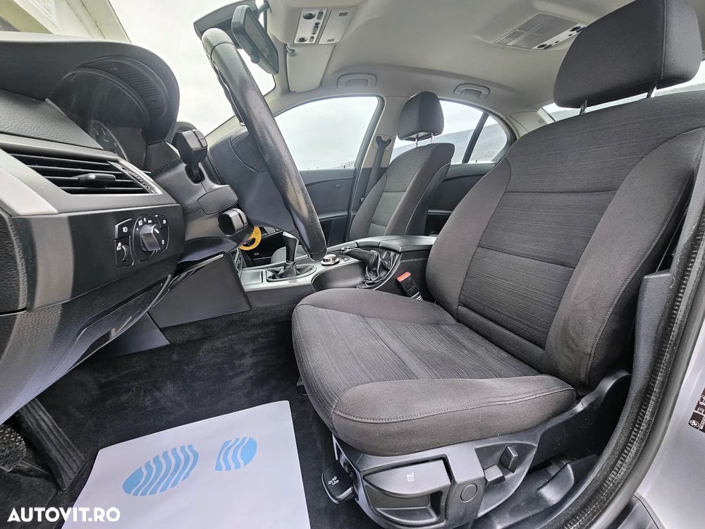 BMW Seria 5 520d Edition Fleet Exclusive - 12