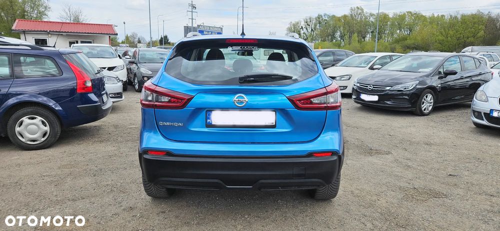 Nissan Qashqai 1.3 DIG-T SHIRO - 4