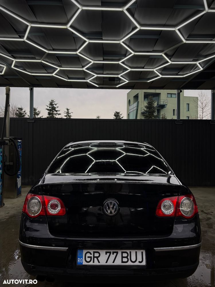 Volkswagen Passat 1.8 TSI Comfortline - 16