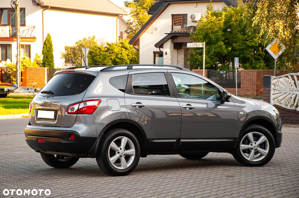 Nissan Qashqai+2 - 14