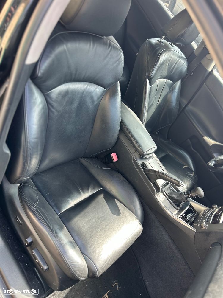 Lexus IS 220 d Base 13 - 7