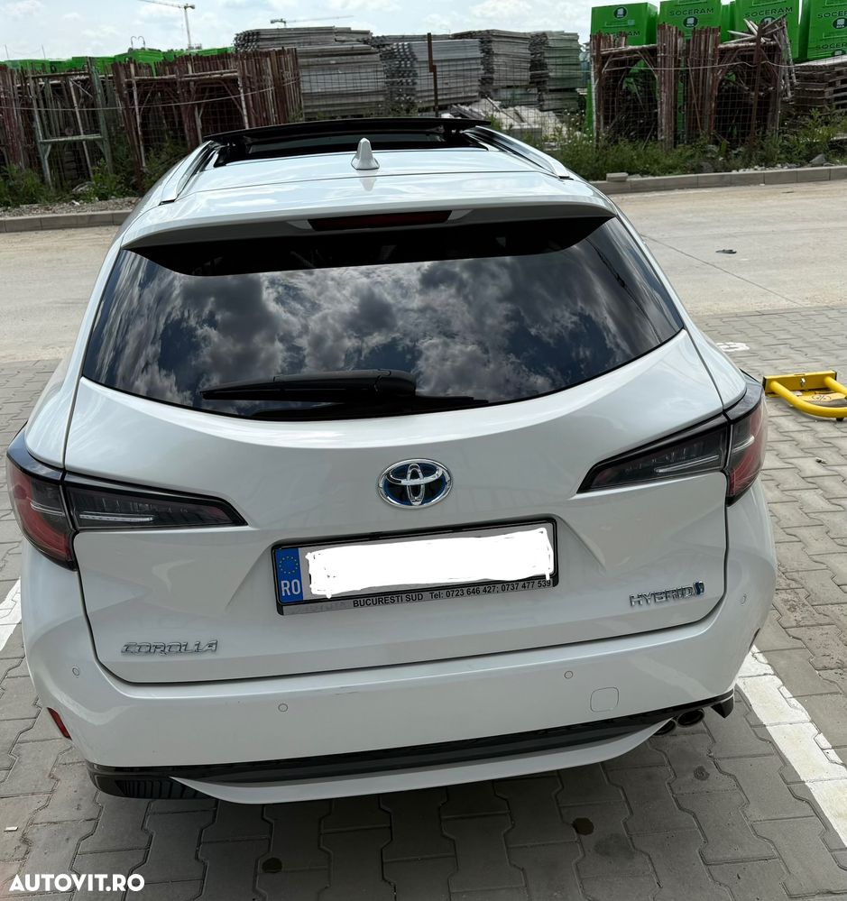 Toyota Corolla 2.0 HSD Exclusive Plus GR Sport Bi-Tone - 4
