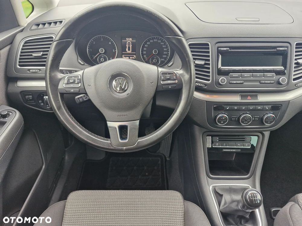Volkswagen Sharan - 15