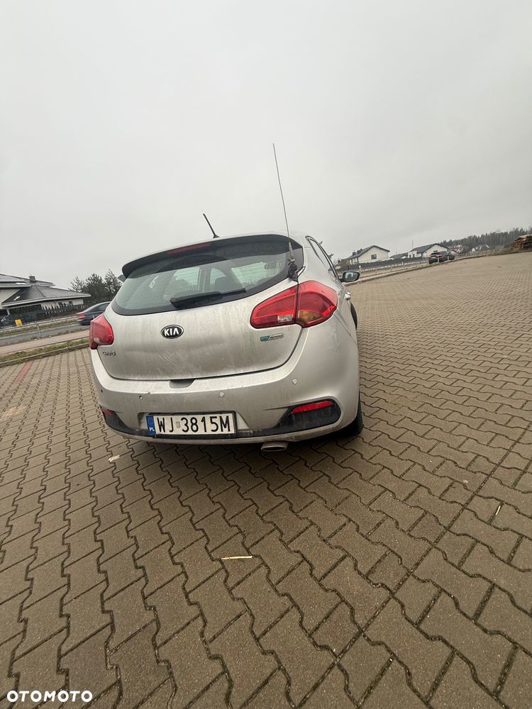 Kia Ceed 1.6 CRDi M - 4