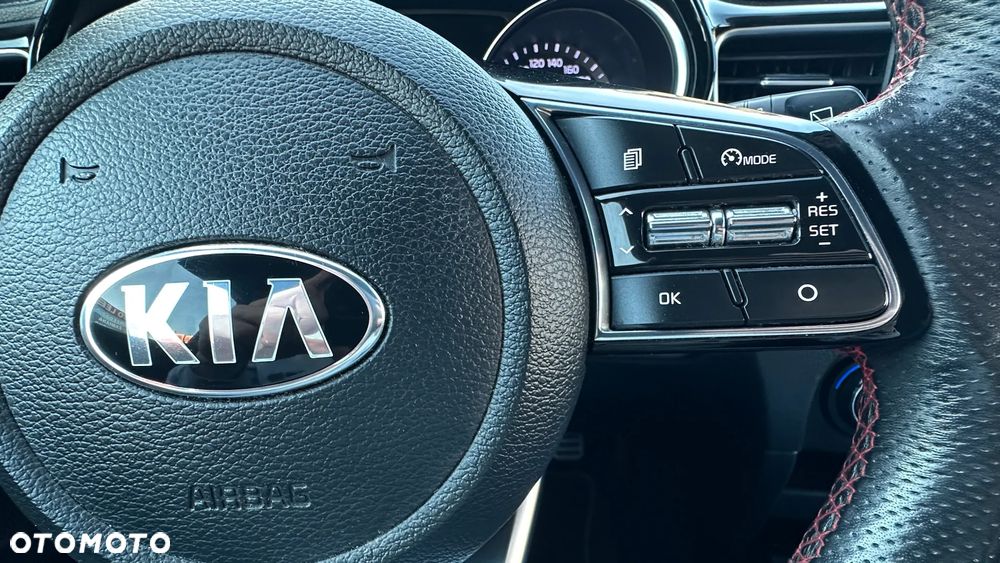 Kia ProCeed - 26