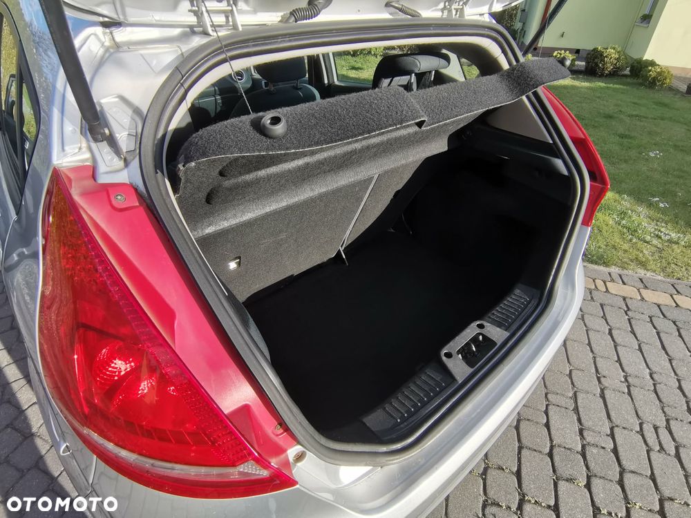Ford Fiesta 1.25 Trend SVP - 2