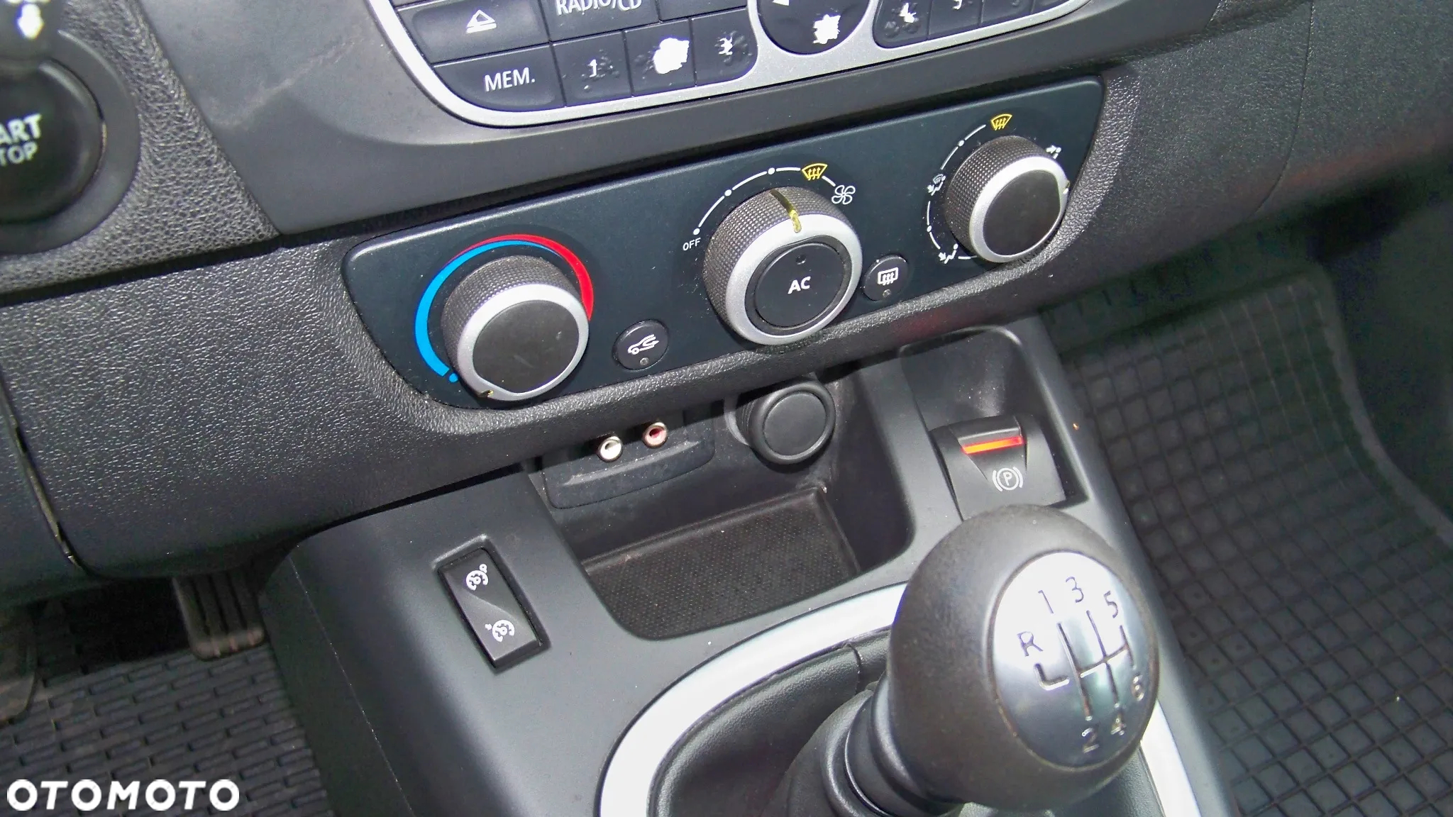 Renault Grand Scenic TCe 130 Bose Edition - 18