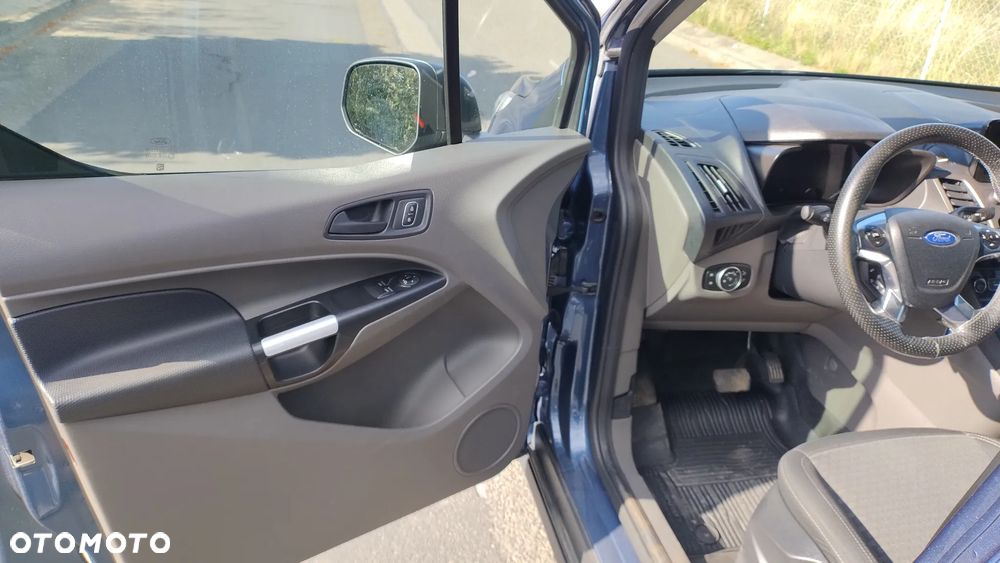 Ford TRANSIT CONNECT - 9