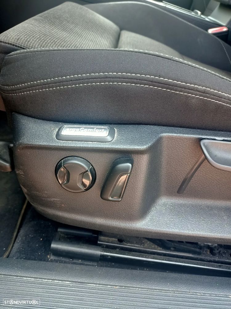 VW Passat 1.6 TDI Confortline - 7