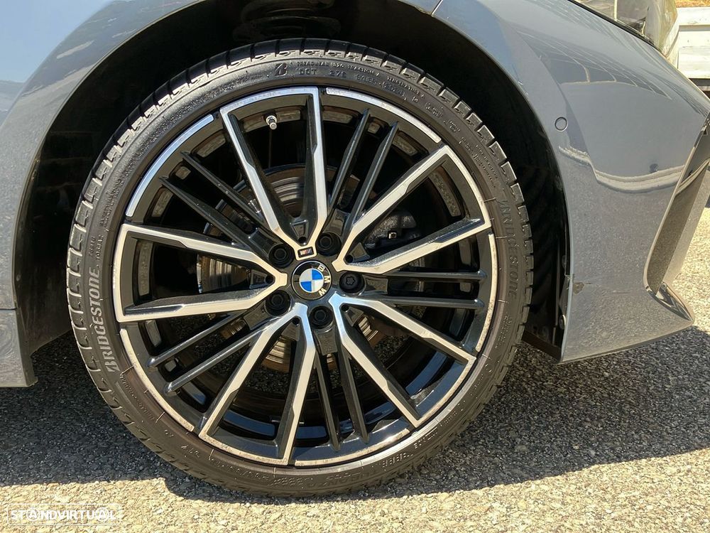 BMW 118 i Pack Desportivo M Auto - 17