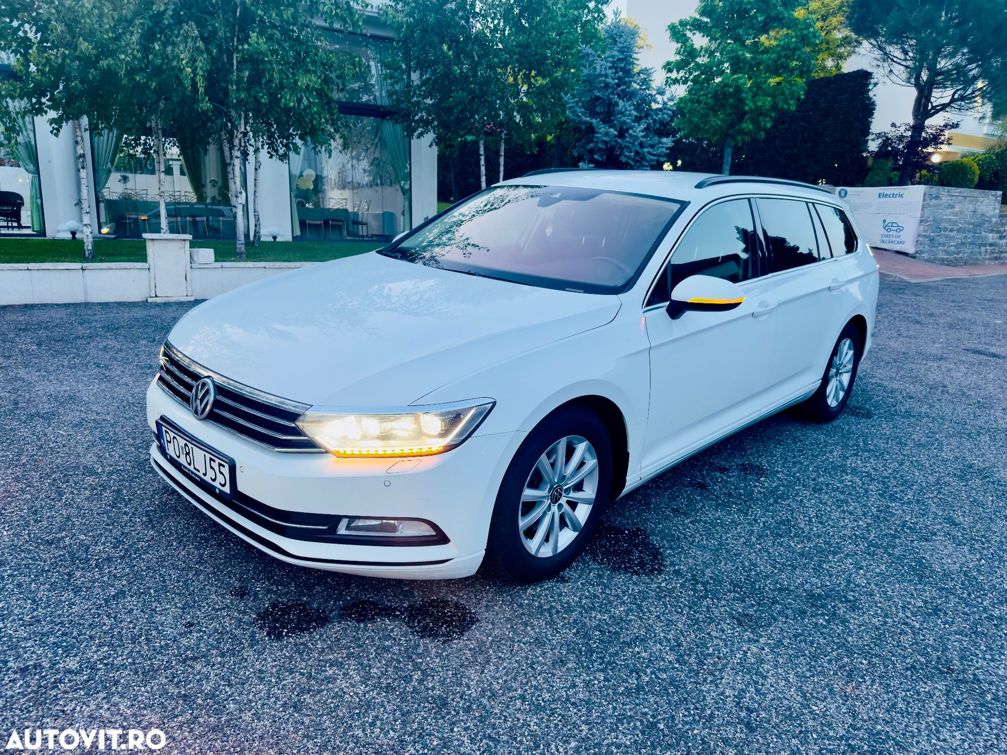 Volkswagen Passat 2.0 TDI DSG R Executive - 1