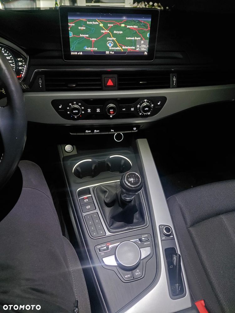 Audi A4 Avant 2.0 TDI - 18