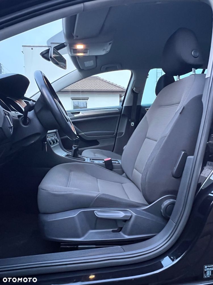 Volkswagen Golf 1.6 TDI BlueMotion Technology Comfortline - 18