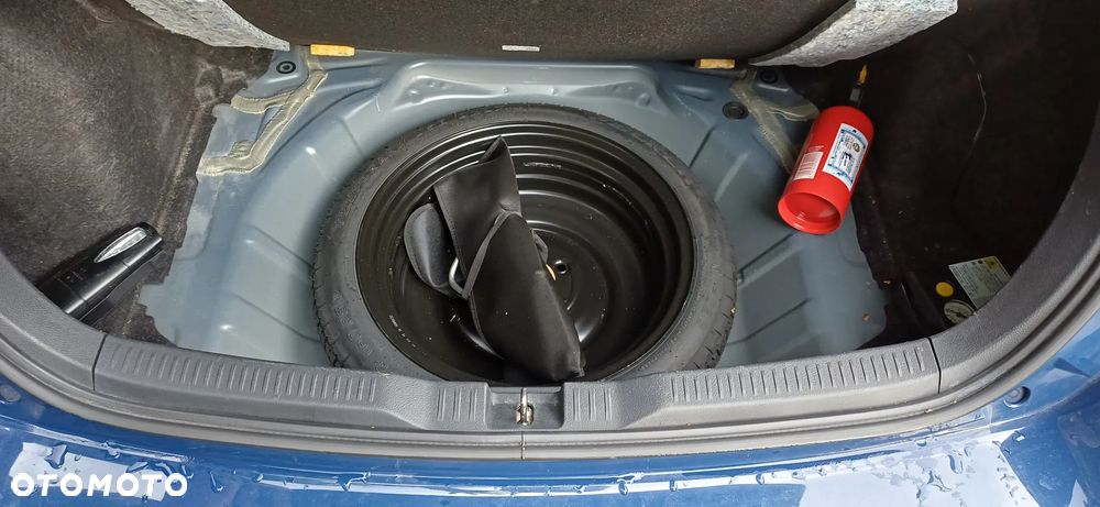 Toyota Auris 1.6 Premium - 12
