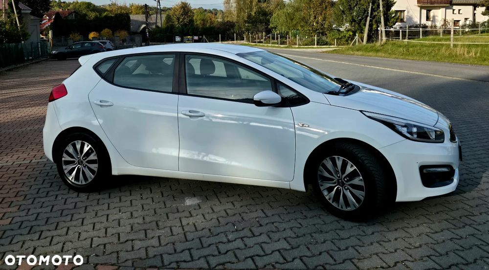 Kia Ceed 2016 photo 3