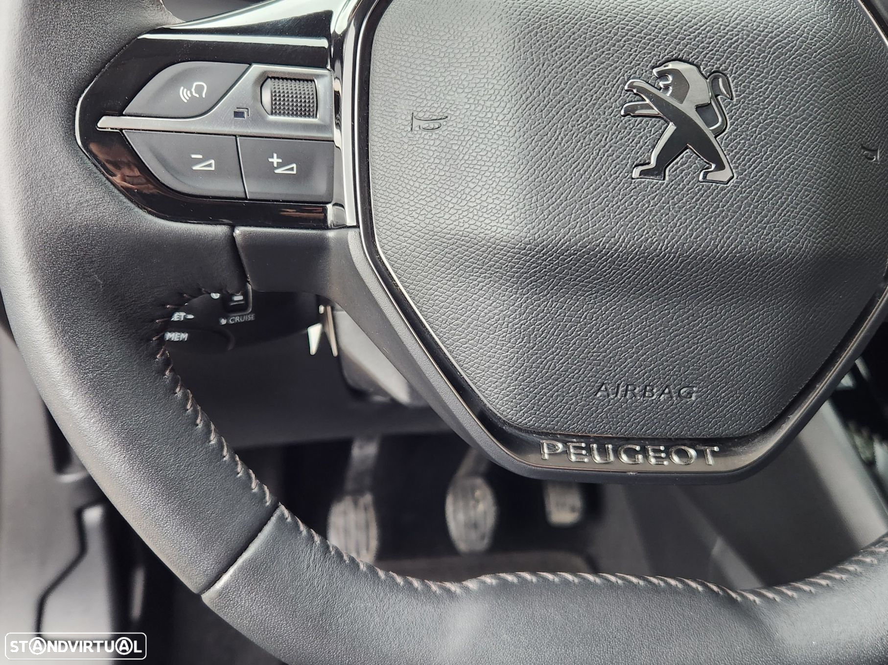 Peugeot 2008 1.5 BlueHDi Allure - 22