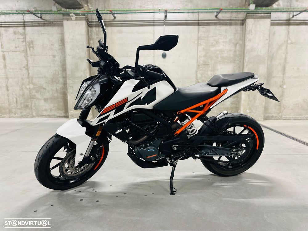 KTM Duke - 3