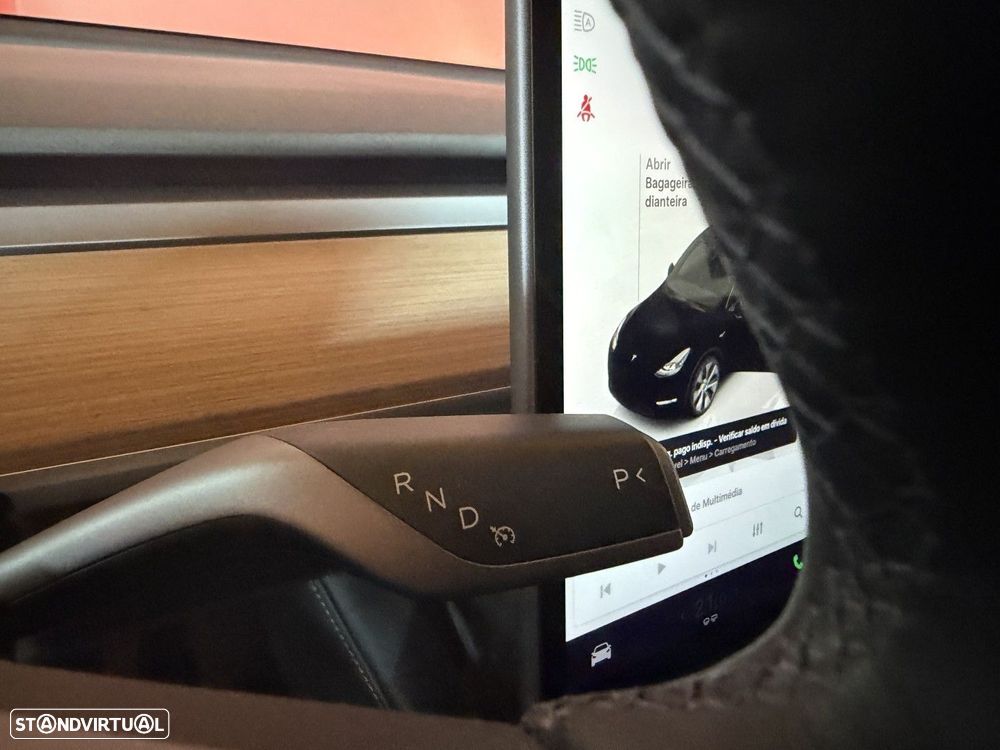 Tesla Model Y Long Range Dual Motor AWD - 17