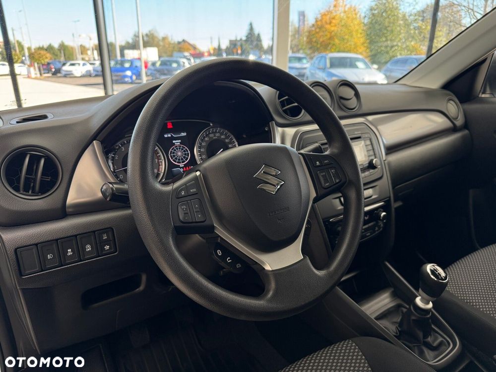 Suzuki Vitara - 8