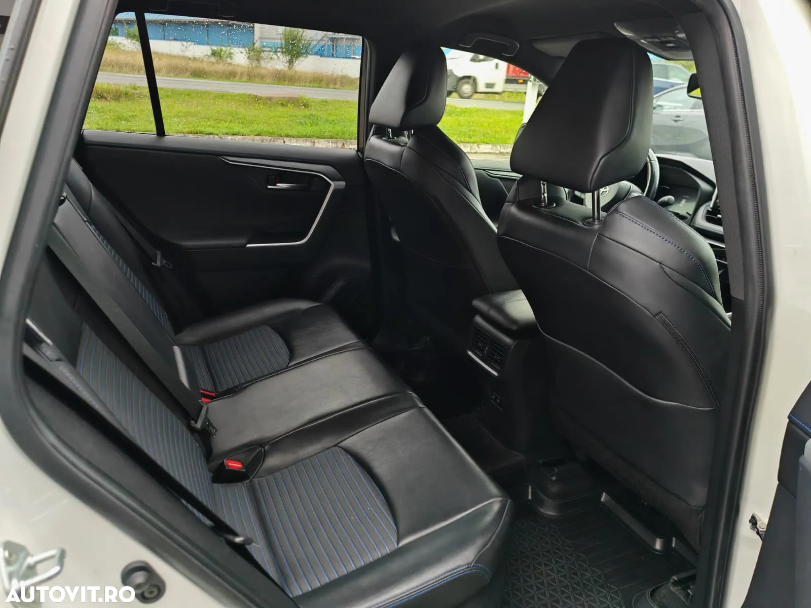 Toyota RAV4 2.5 Hybrid VVT-iE 4x2 Dynamic - 5