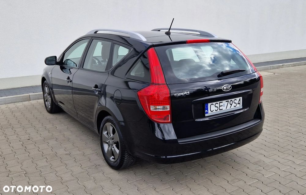 Kia Ceed - 6