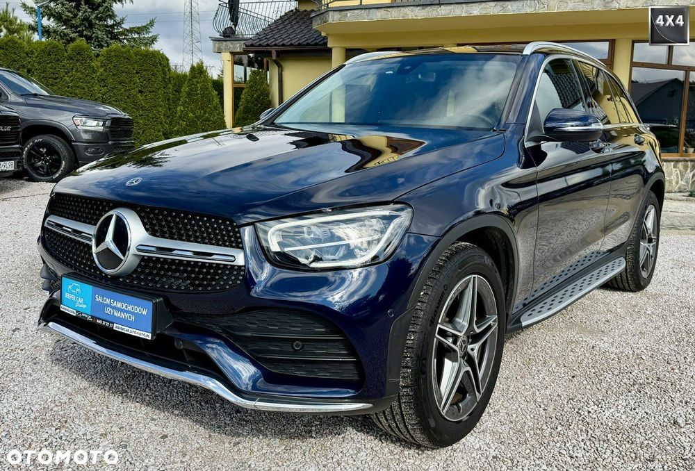 Mercedes-Benz GLC 300 d 4Matic 9G-TRONIC AMG Line - 1