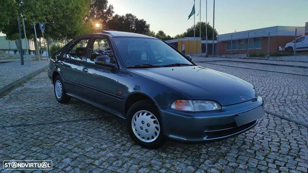 Honda Civic 1.5 LSi 16 V - 11