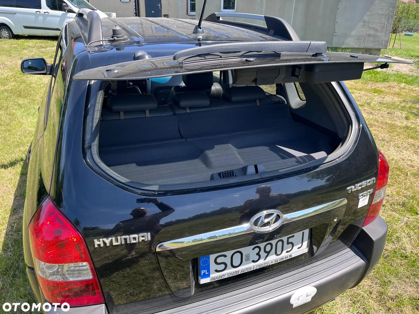 Hyundai Tucson 2.0 CRDi Elegance + - 6