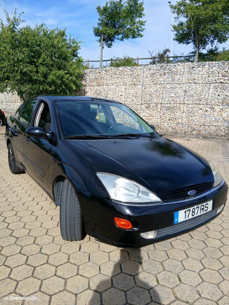 Ford Focus 1.8 TDdi Ghia - 4