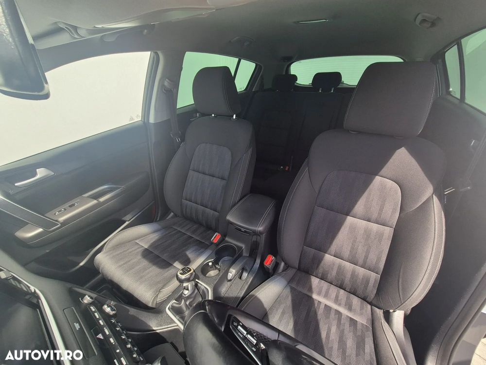 Kia Sportage 1.6 GDI 6MT 4x2 Plus - 10