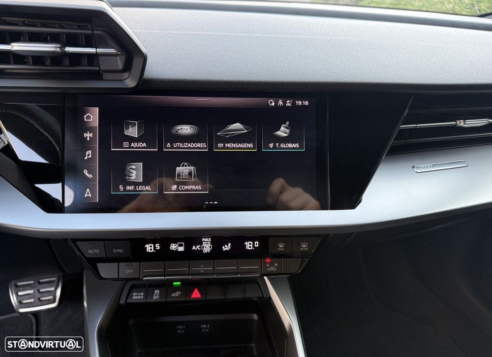 Audi A3 Sportback 45 TFSIe S line - 32