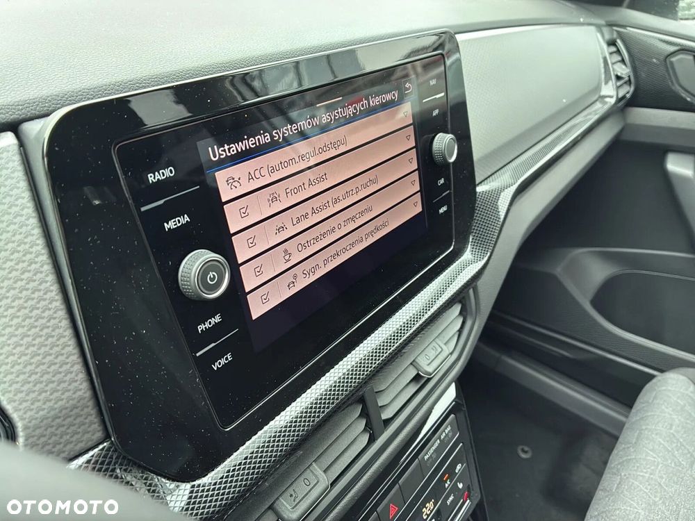 Volkswagen T-Cross - 15