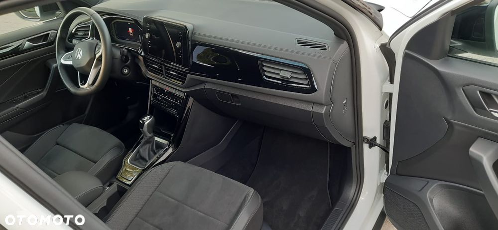 Volkswagen T-Roc - 8