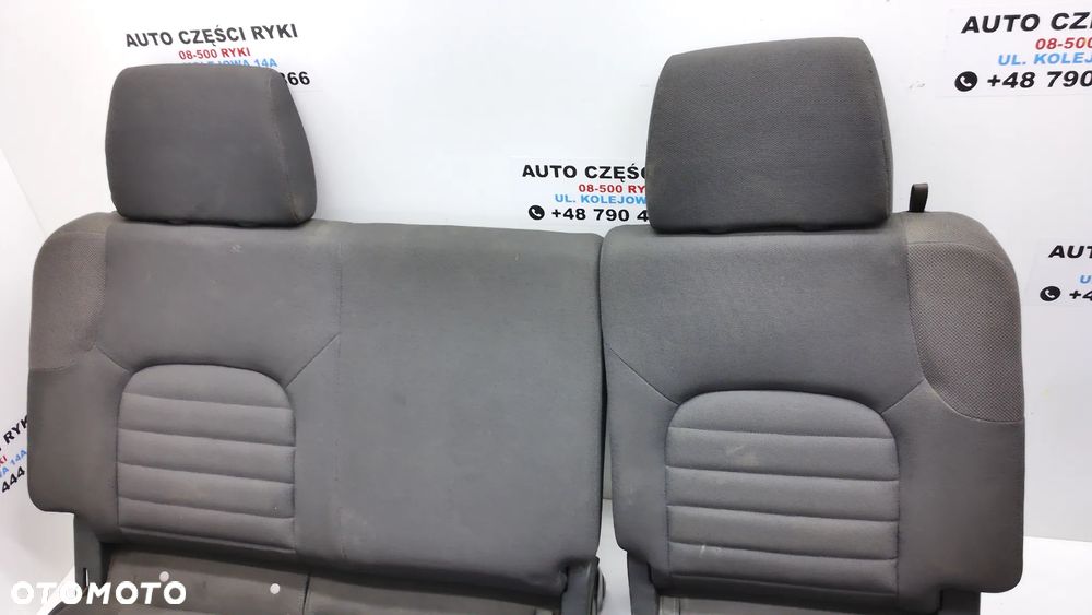 NISSAN Navara Kanapa Siedzenie TYŁ - 2