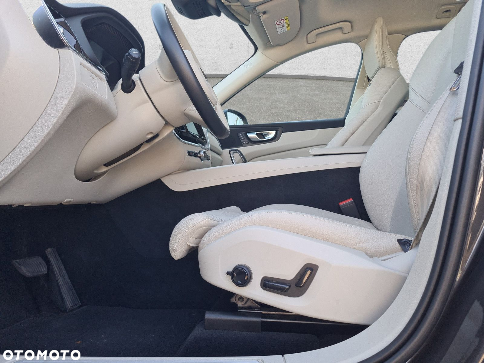 Volvo XC 60 - 12