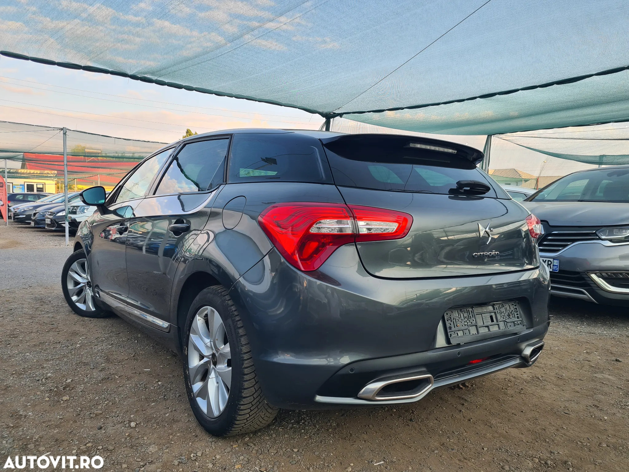 Citroën DS5 BlueHDi 180 Aut. SportChic - 4