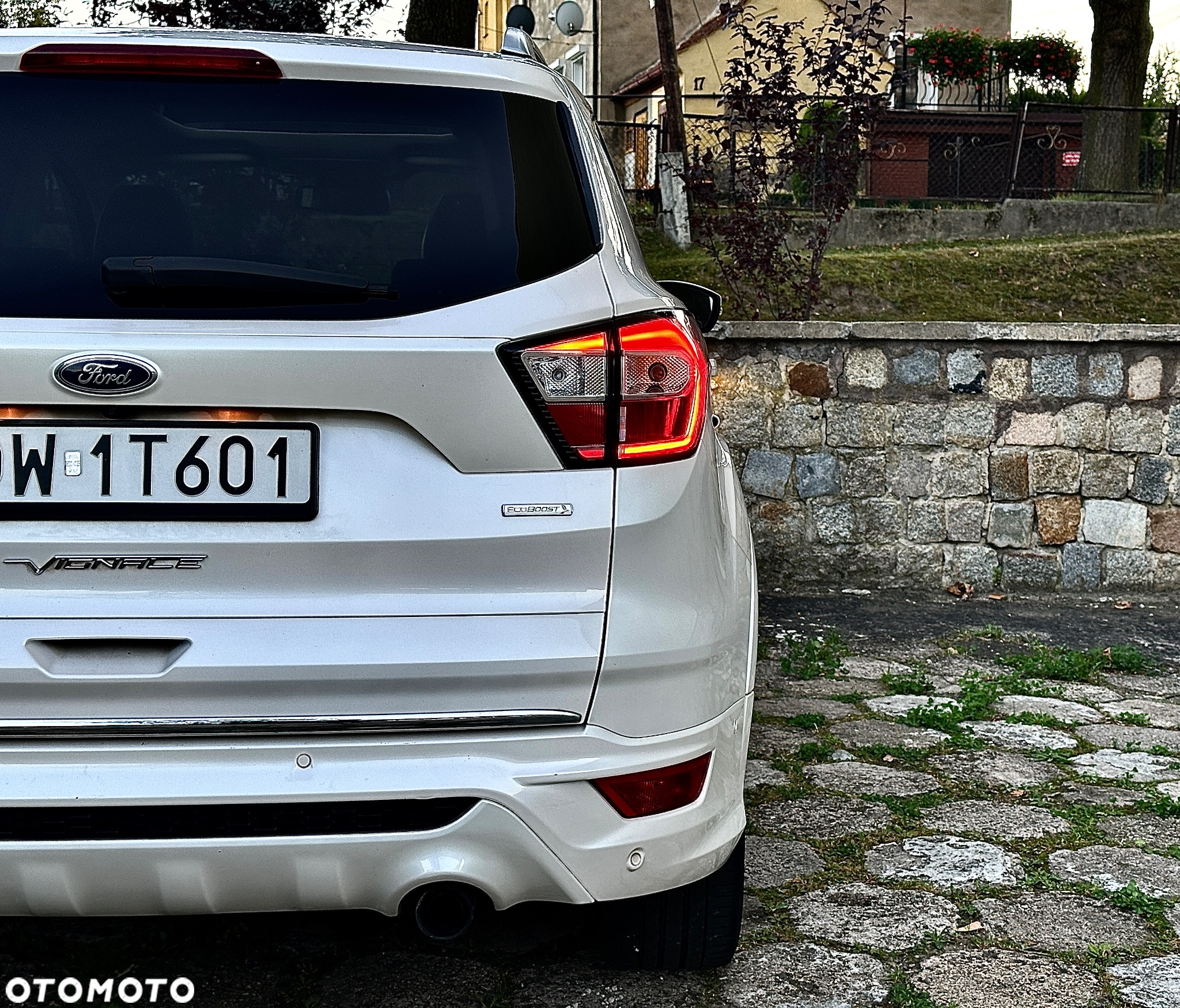 Ford Kuga Vignale 1.5 EcoBoost AWD ASS - 24
