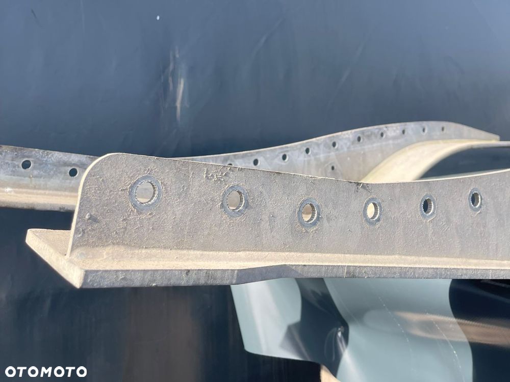 Element podwozia (wspornik) Schmitz - 3