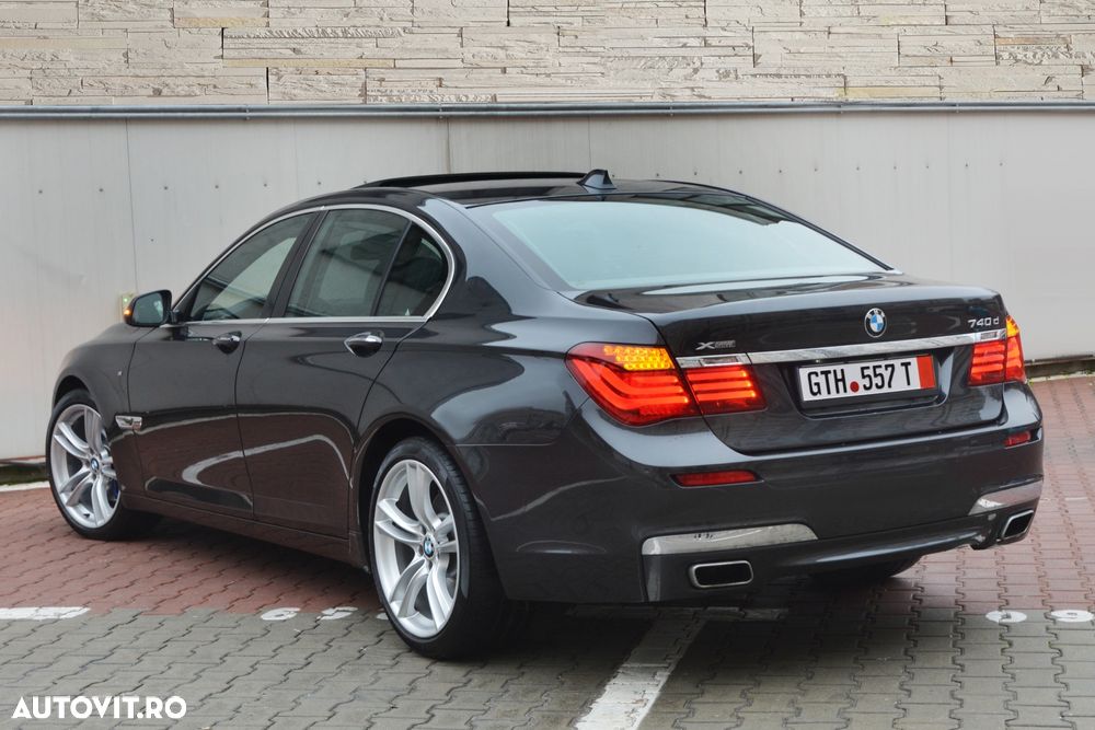 BMW Seria 7 740d xDrive - 3