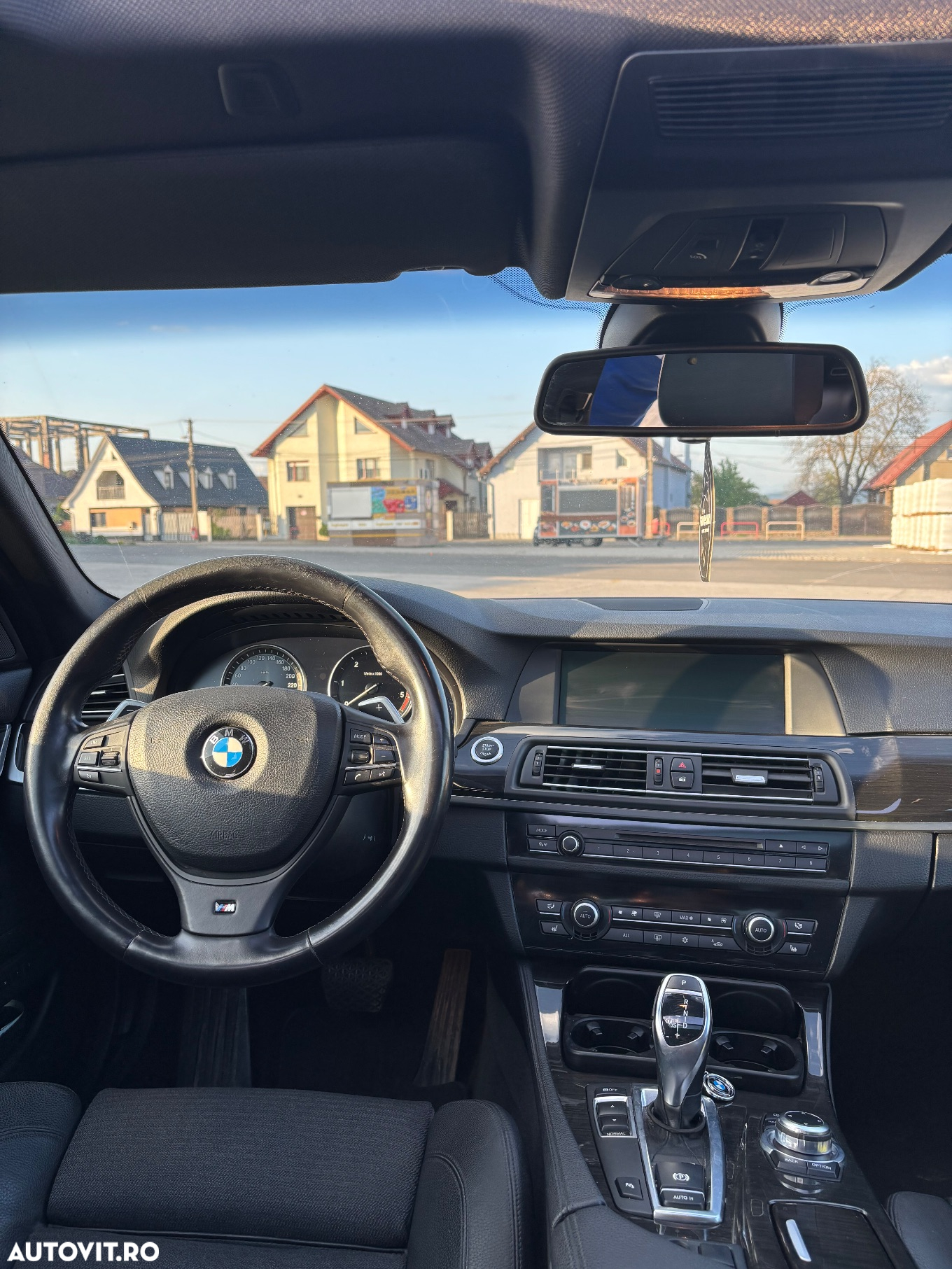 BMW Seria 5 520d Aut. - 7