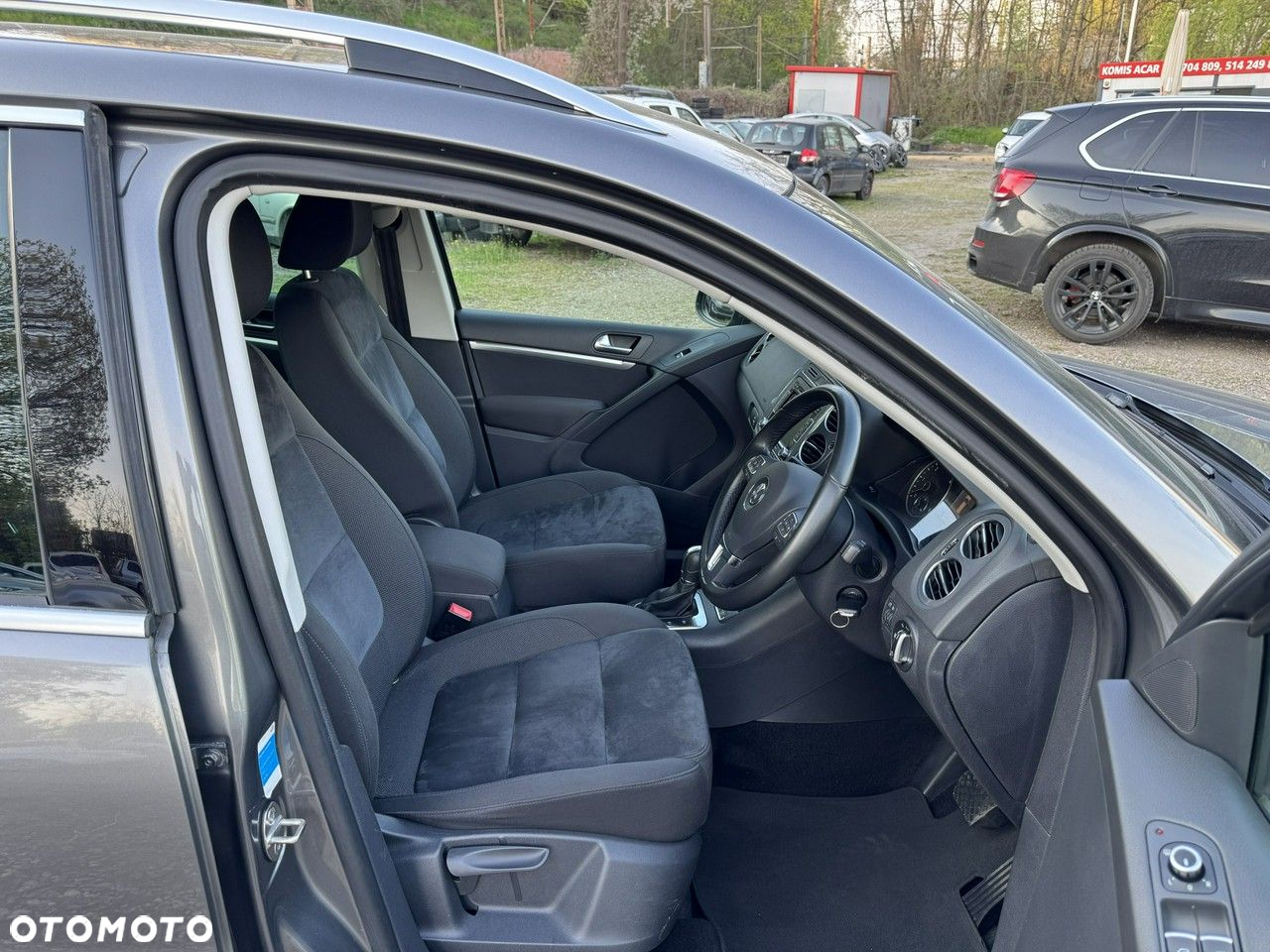 Volkswagen Tiguan - 12