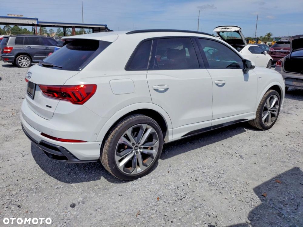 Audi Q3 45 TFSI Quattro S tronic S line - 4