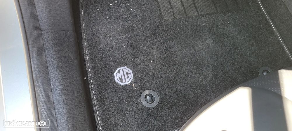 MG MG5 5 Standard Luxury - 17