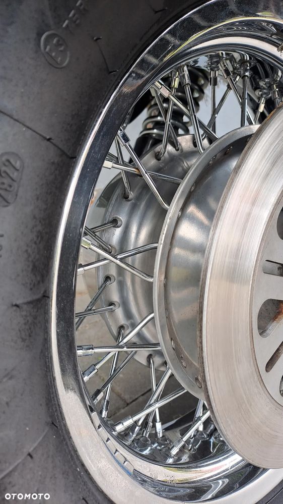 Suzuki Intruder - 22